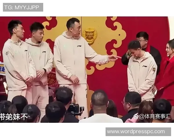 球星与粉丝互动精彩瞬间汇总 感受他们亲切的一面与真挚互动 球星与粉丝互动精彩瞬间汇总 感受他们亲切的一面与真挚互动